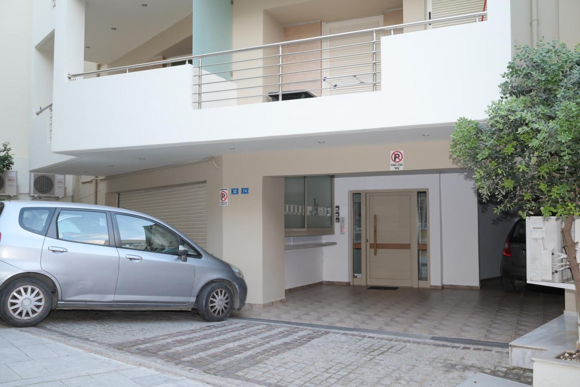 Dione Central Loft Heraklion  Bagian luar foto